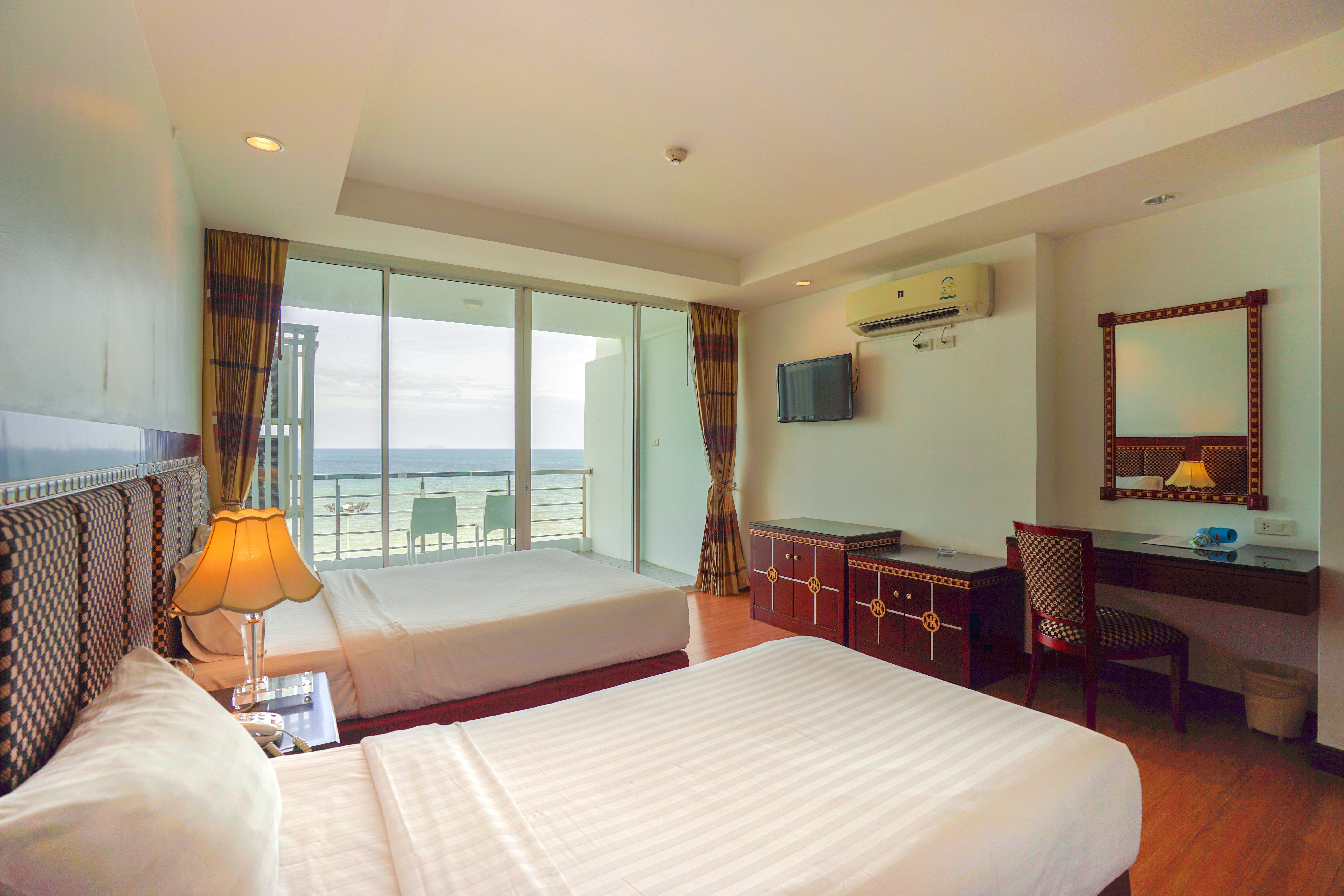 Jomtien Hisotel Luaran gambar