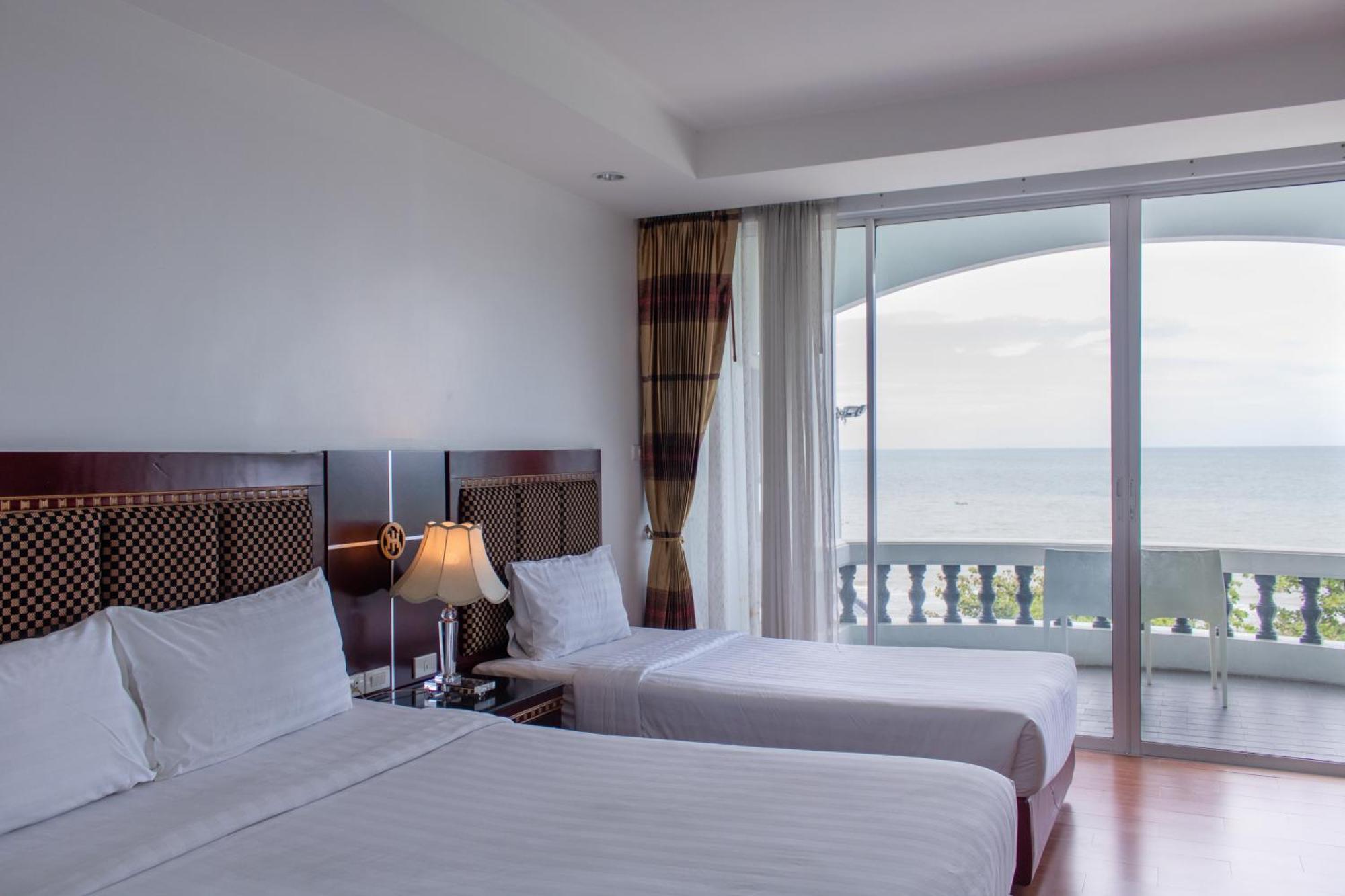 Jomtien Hisotel Luaran gambar