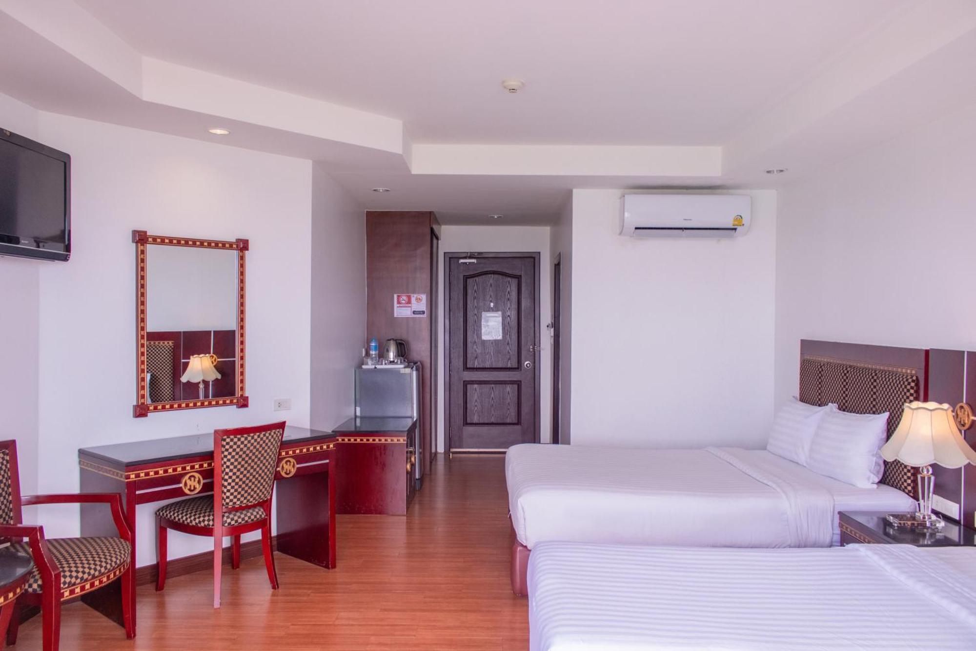 Jomtien Hisotel Luaran gambar