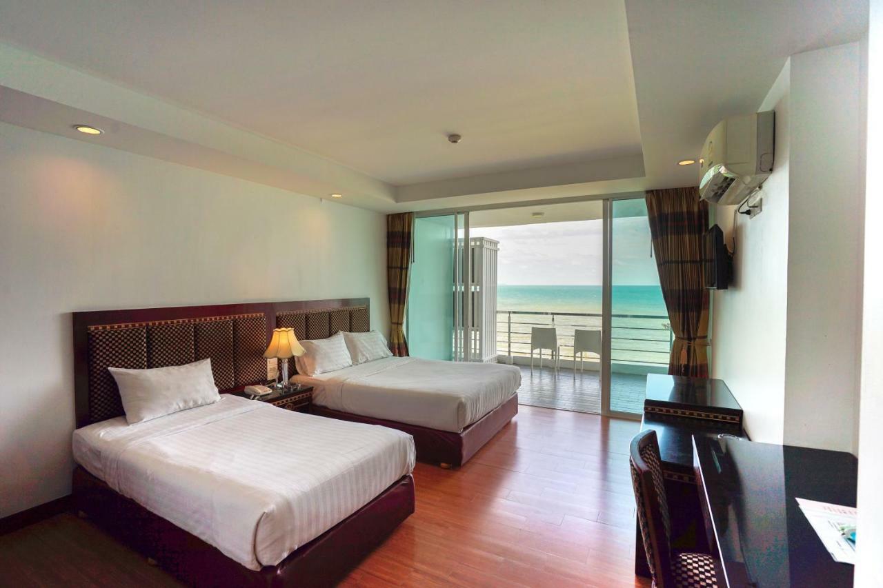 Jomtien Hisotel Luaran gambar
